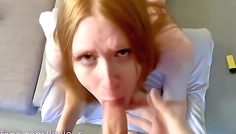 Guy fucks a redhead tranny in amateur anal sex scene