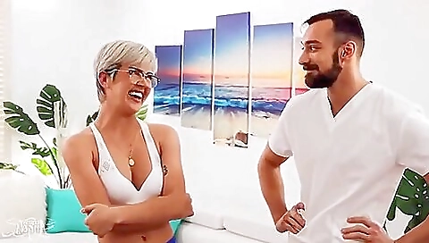 Blonde tranny gets fucked hard by the guy in a massage